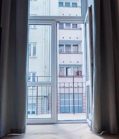 Klimatyczne W Historycznej Pradze - Stadion Narodowy, Centrum *