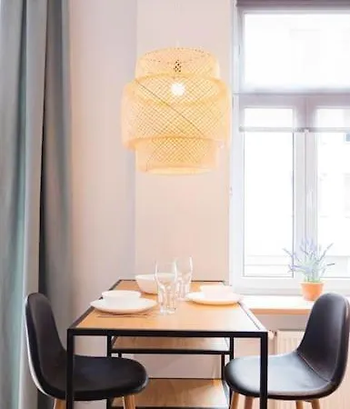 Klimatyczne W Historycznej Pradze - Stadion Narodowy, Centrum وارسو