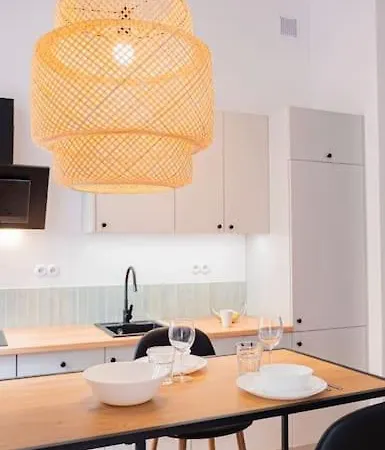 Klimatyczne W Historycznej Pradze - Stadion Narodowy, Centrum شقة