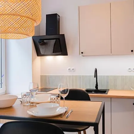 Apartment Klimatyczne W Historycznej Pradze - Stadion Narodowy, Centrum
