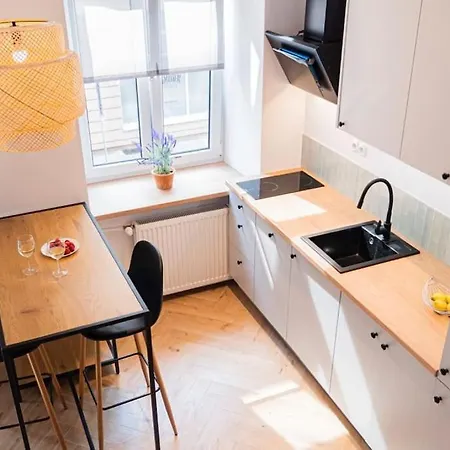 Klimatyczne W Historycznej Pradze - Stadion Narodowy, Centrum وارسو