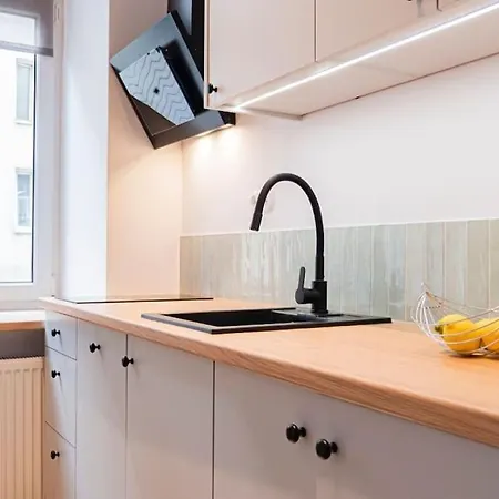 Apartment Klimatyczne W Historycznej Pradze - Stadion Narodowy, Centrum Warsaw